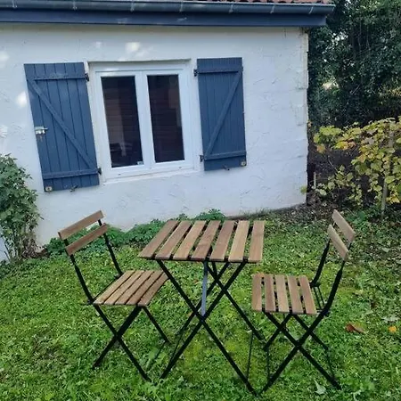 Le Guichard - Wifi - Parking - Terrasse דירה